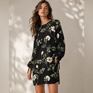 H&M BLOGGER FAV Black Floral Shift Dress